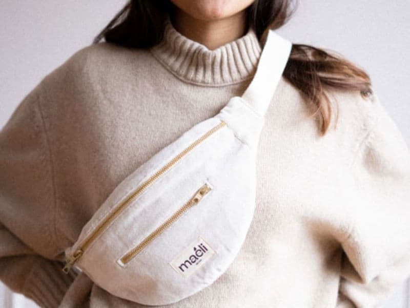 Atelier de couture d'un sac banane à Bordeaux (33)