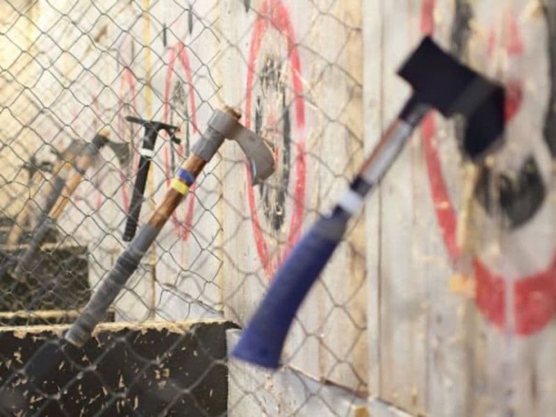 Lancer de hache à Metz (57)