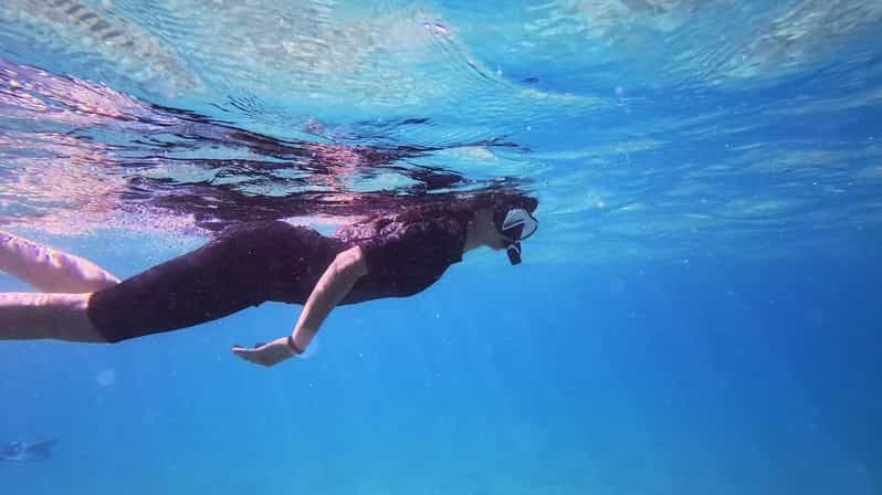 Plongée avec tuba dans le parc Riviera di Ulisse