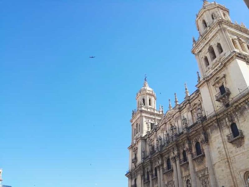 Jaén esencial + entrées Cathédrale, Refuge, Bains arabes en 3 heures