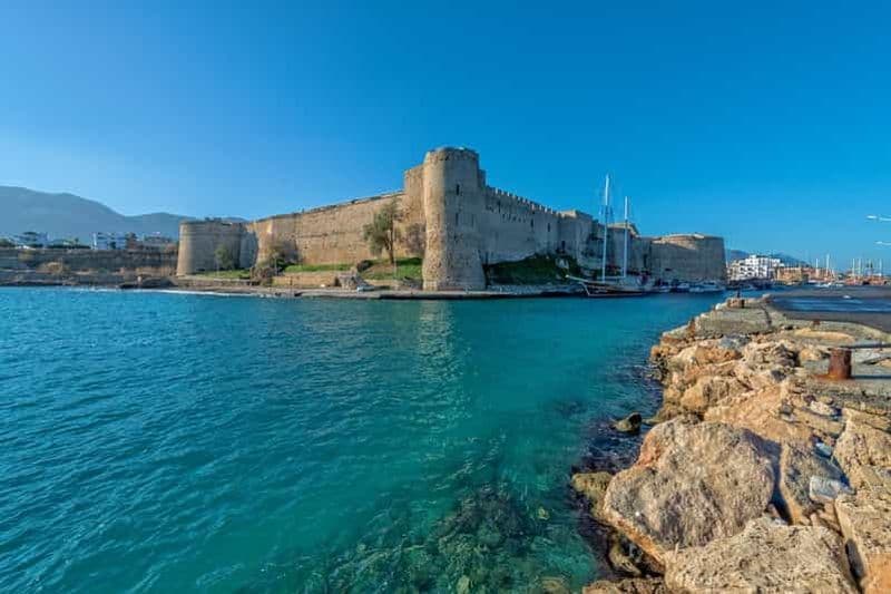 Billet Depuis Ayia Napa : récits de deux villes, Nicosie et Kyrenia-Polish