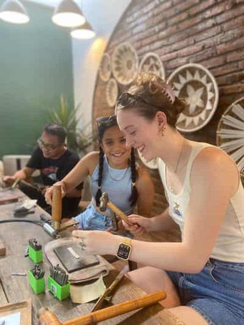 Bali : Atelier de fabrication de bijoux en argent à Uluwatu avec Creation