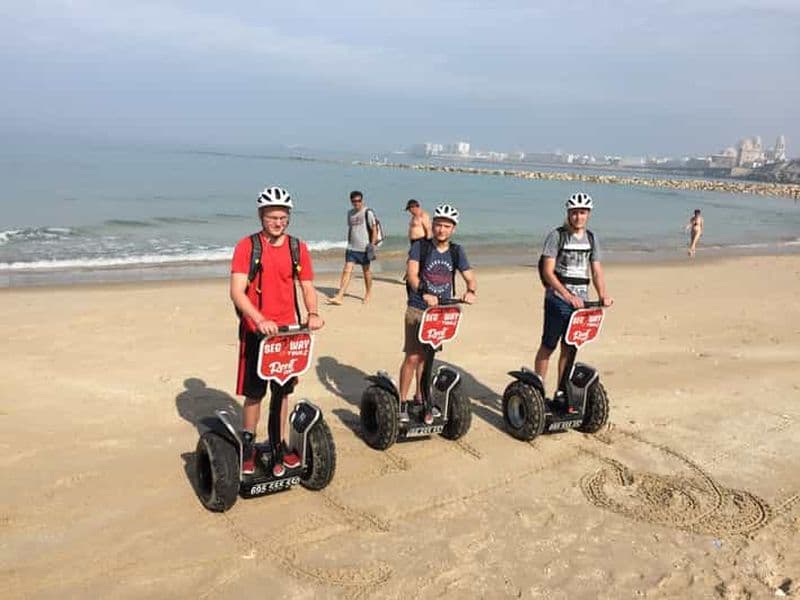 Billet Visite privée d'une heure de la plage de Cadix en « Segwayx2 » exclusivement pour les couples