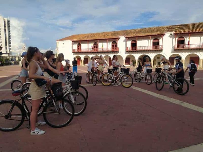 Billet Carthagène : Amusez-vous en faisant du vélo dans la vieille ville
