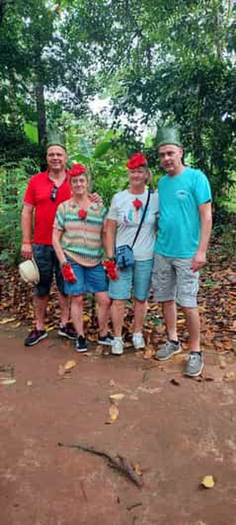Zanzibar : forêt de Jozani, plantation d'épices avec cours de cuisine swahili.