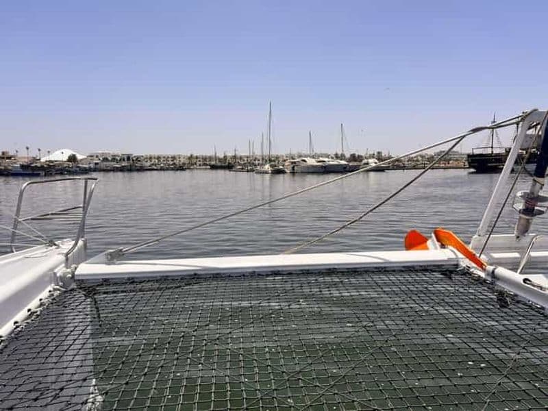 Djerba : croisière de luxe en catamaran avec baignade et collation