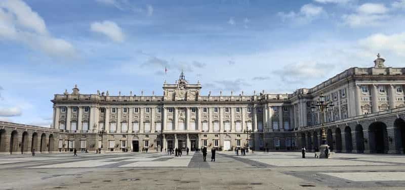 Billet Madrid: Visite guidée au Palais Royal en français