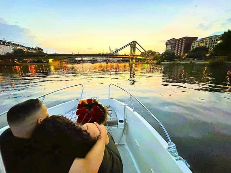 Francfort : Tour en bateau romantique privé à la découverte de l'horizon