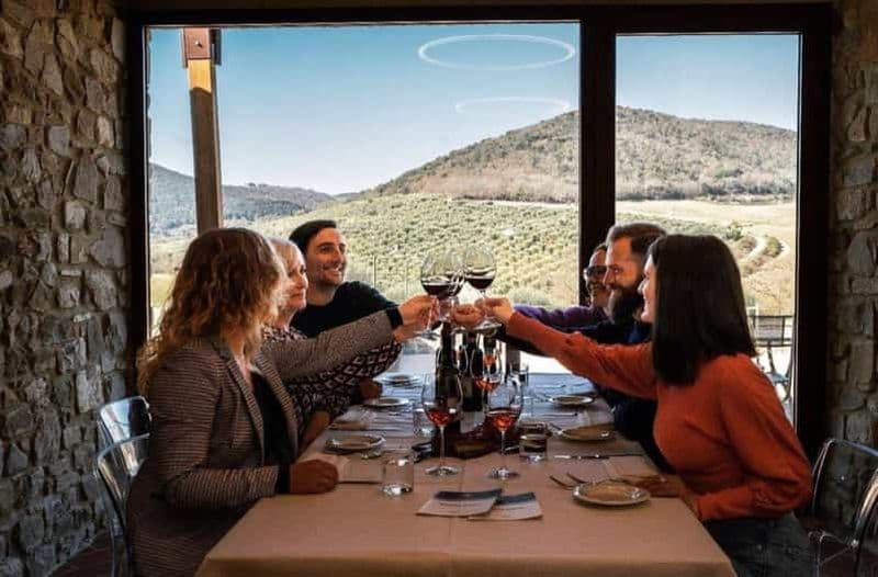 Montalcino : Dégustation de vin Brunello et d'huile d'olive avec déjeuner