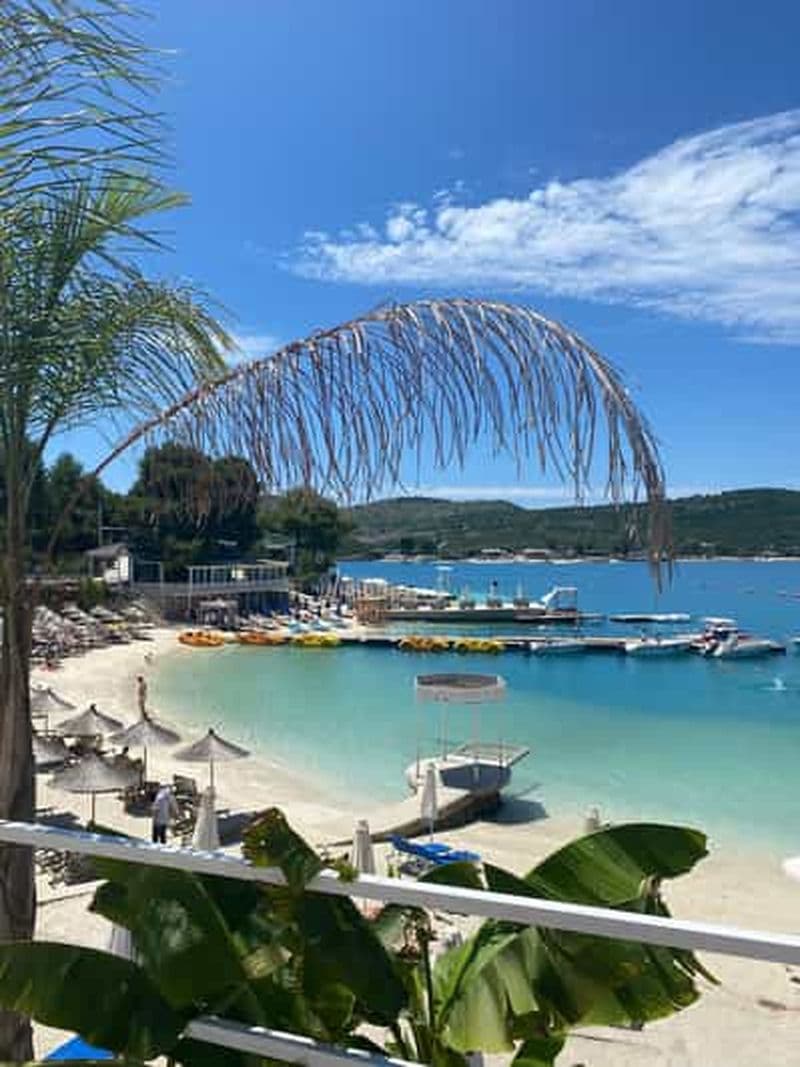 Billet Vlora : Ksamil, Butrint, l'Œil Bleu et le château de Lëkurësi