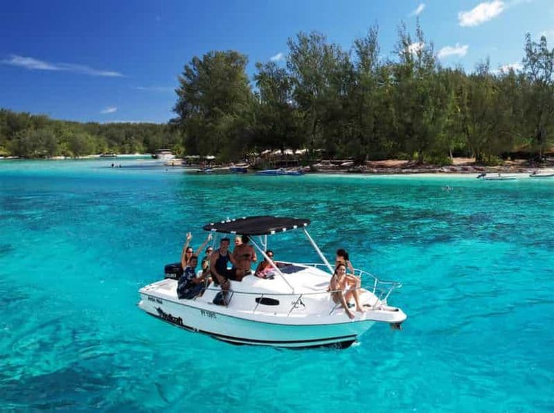 Billet Moorea : tour en bateau privé de 6 h avec plongée en apnée et déjeuner