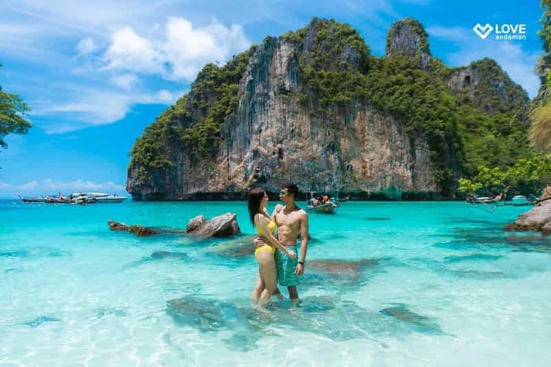 Phuket : Phi Phi, Pileh Lagoon et Bamboo Island en bateau à moteur