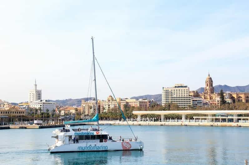 Malaga : Catamaran à voile avec baignade et déjeuner de paella