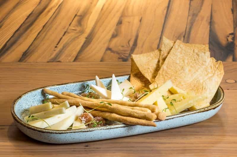 Billet Visite et expérience gastronomique : Carpaccio, saumon et fromages