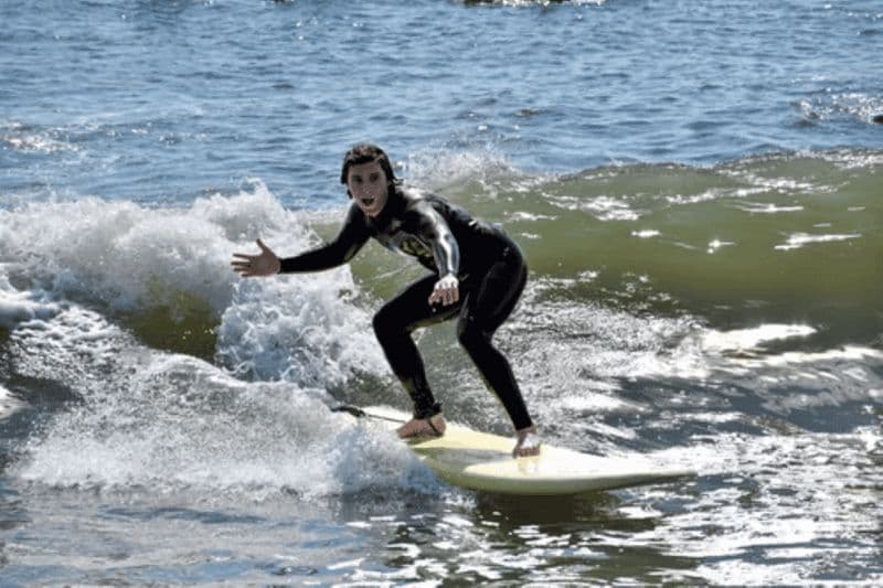 Rockaway Beach : leçon de surf à la Sierra Surf School