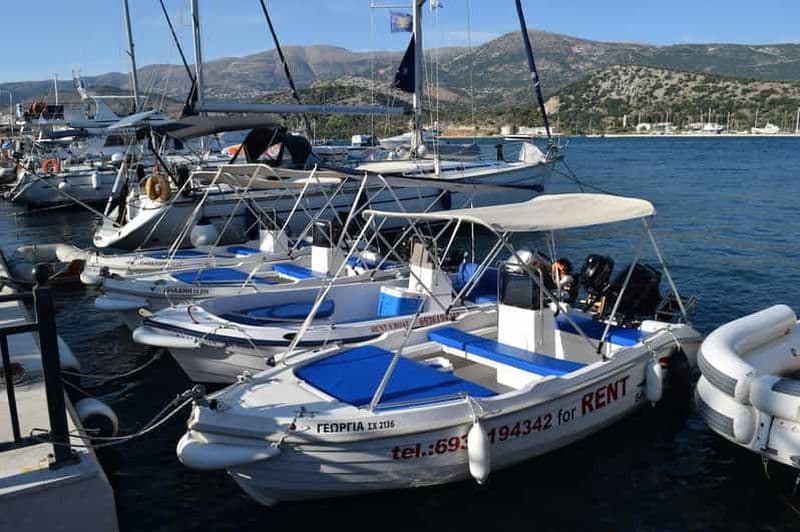 Céphalonie : location de bateau (bateau à moteur 30 CV) - permis non requis