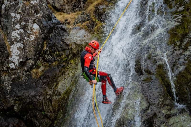 Blaenau Ffestiniog : Canyoning dans le parc national de Snowdonia