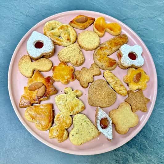 Cours de cuisine : Préparation de biscuits alsaciens « Bredele », Colmar