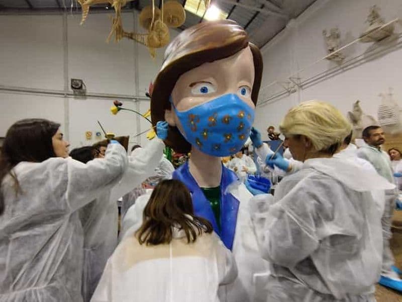 Billet Valence : visite thématique des Fallas avec atelier créatif