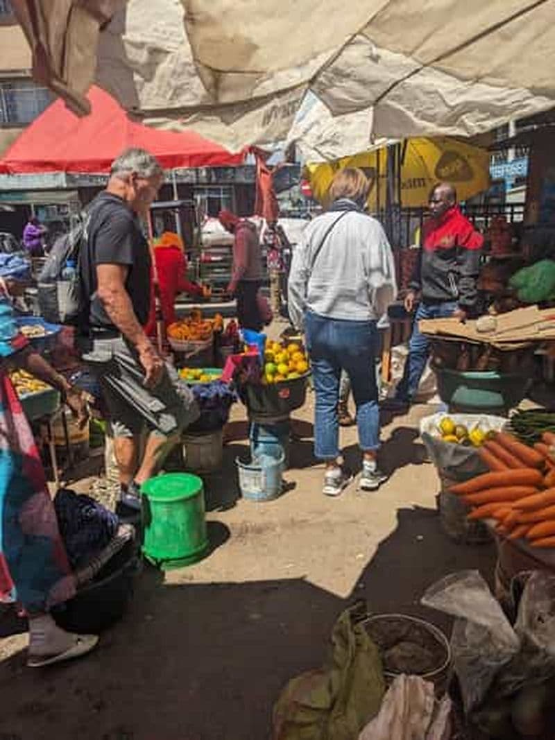 Billet Arusha : cours de cuisine traditionnelle tanzanienne et visite culinaire du marché alimentaire