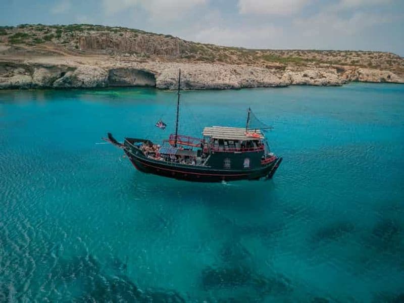 Billet Protaras : croisière pirate dans le lagon bleu et les tortues