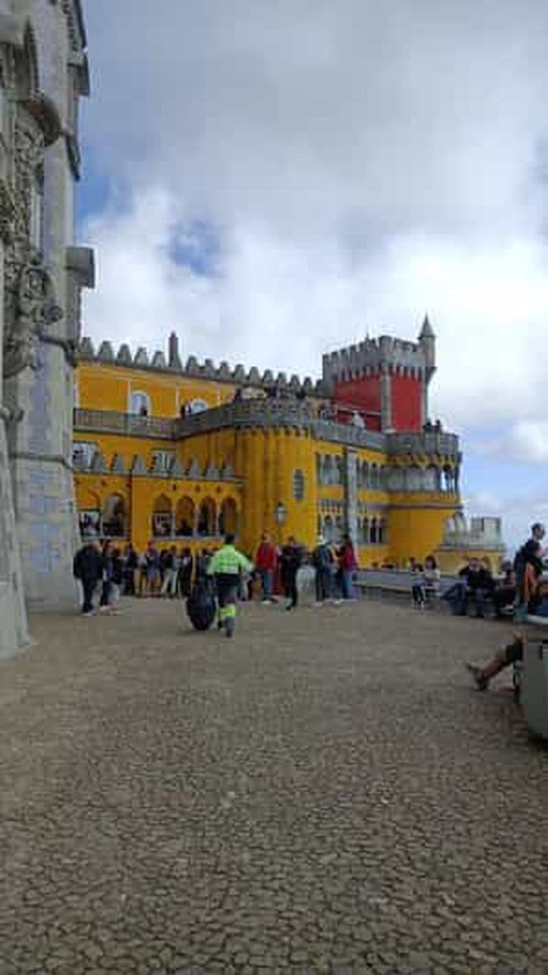 Billet Sintra : Palais de Pena, centre historique et spécialités locales.