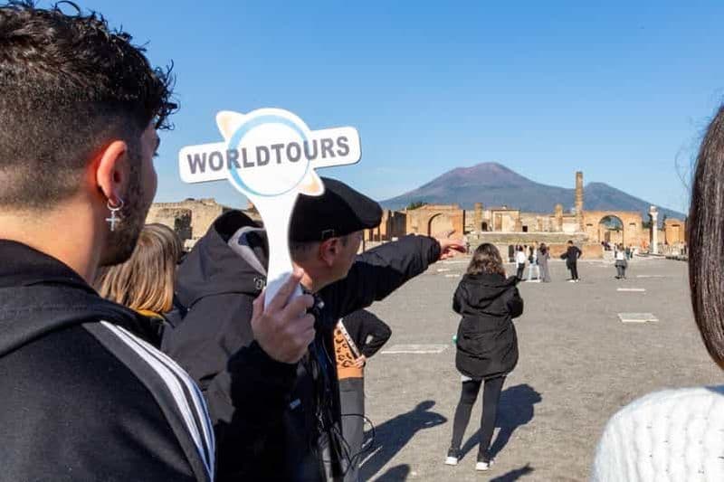 Billet Naples : Excursion à terre aux ruines de Pompéi avec visite guidée