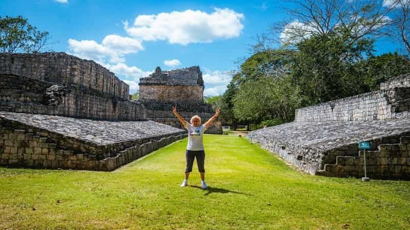 Billet Au départ de Cancun : Ek Balam et visite des cénotes avec déjeuner et transfert