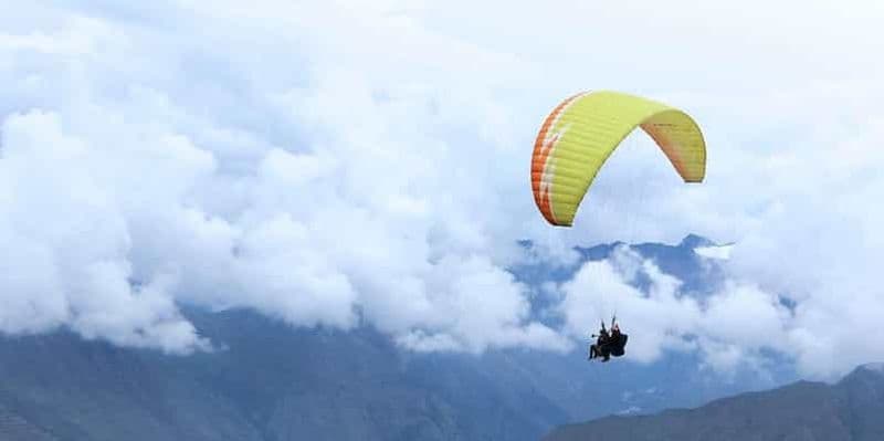 Billet Volez haut et ressentez des sensations fortes avec le parapente à Cusco