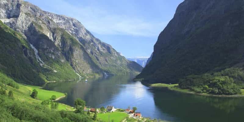 Billet Bergen : visite privée, croisière dans le Nærøyfjord et chemin de fer de Flåm