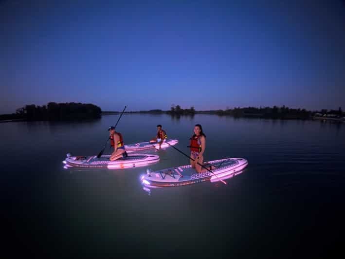 Lyon : Coucher de soleil Apéro en Paddle lumineux au Parc de Miribel Jonage
