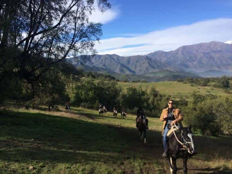Santiago : Promenade à cheval privée au pied des Andes. Demi-journée
