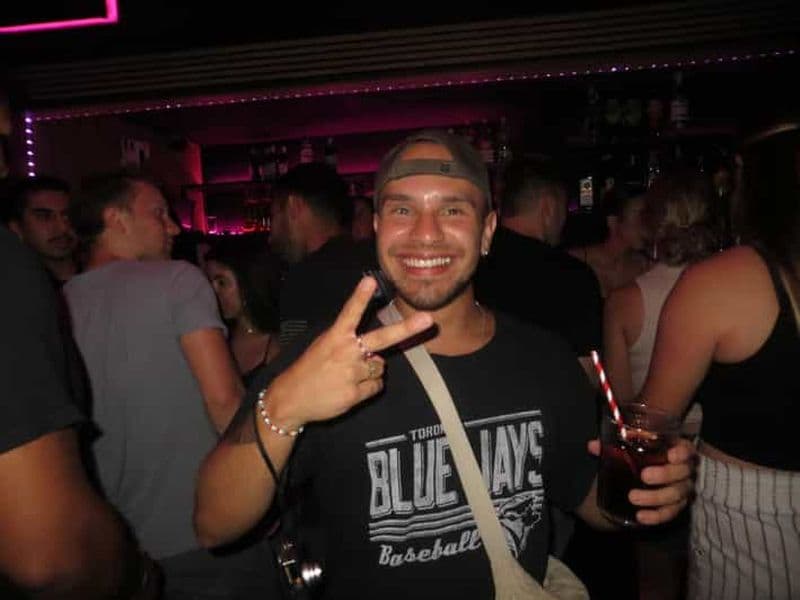 Billet Pub Crawl Barcelona - Votre billet pour la soirée la plus folle !