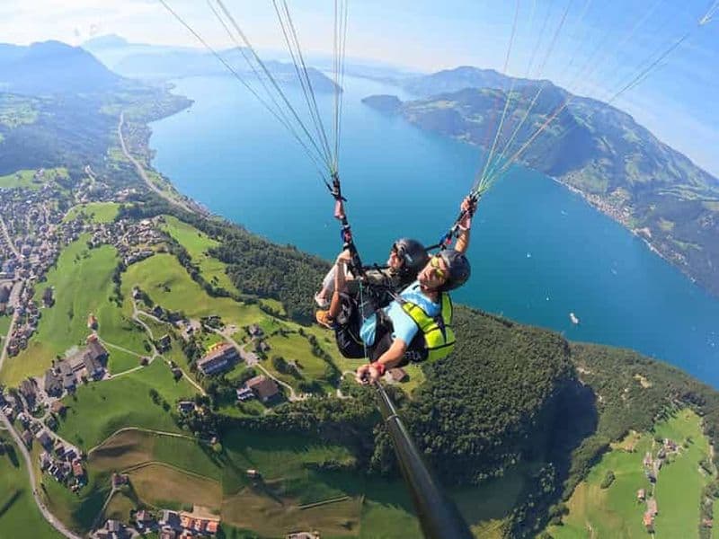 Lucerne : Vol biplace en parapente