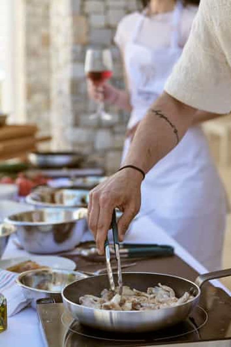 Cours de cuisine à Mykonos - pratique