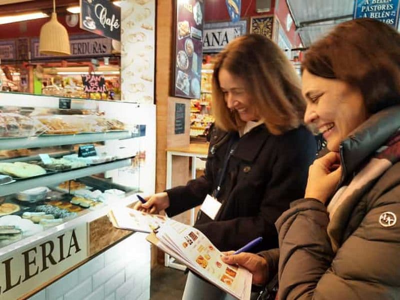 Billet Séville : cours d'espagnol immersif sur le marché.