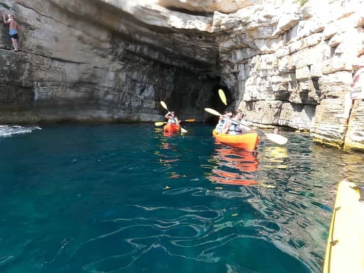 Billet Pula : excursion en kayak, saut dans la falaise, plongée en apnée et photos GoPro gratuites