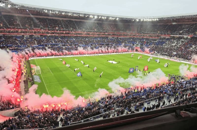 Billet Billets de football pour l'Olympique Lyonnais - Accueil VIP officiel
