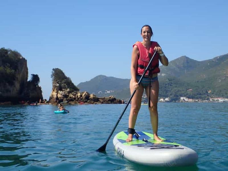 Lisbonne : Leçon de Stand Up Paddle à Arrábida, Setubal, Sesimbra
