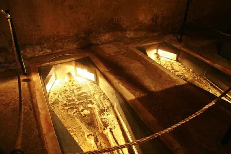 Billet Antigua : visite guidée à pied des mystères des cryptes et des couvents