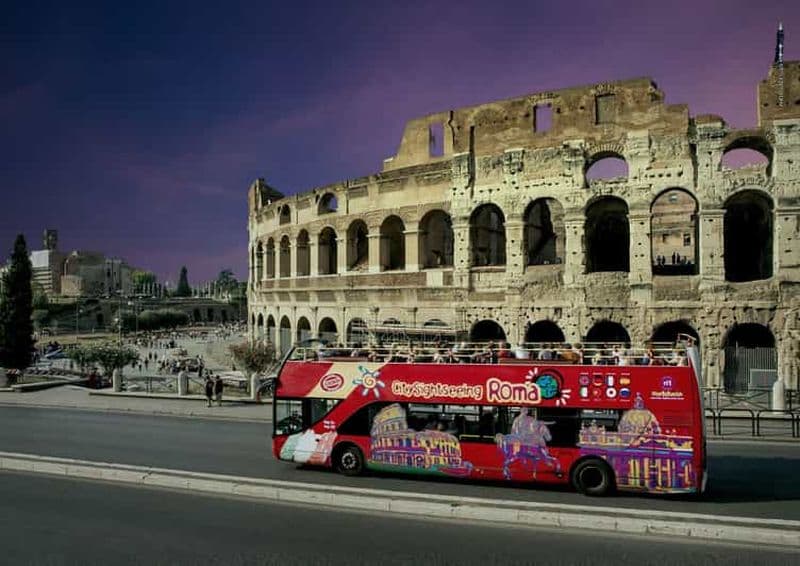Billet Rome : visite en bus à toit ouvert la nuit, à la découverte des points forts de la ville