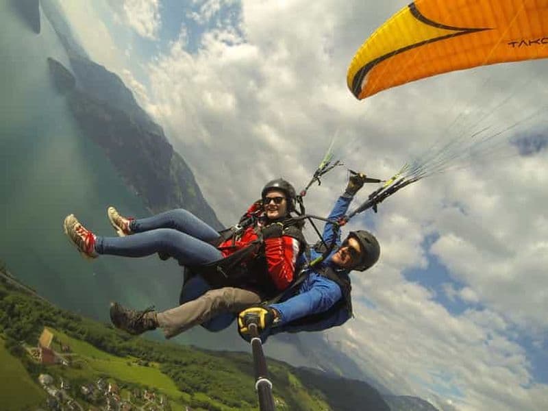 Stans : Expérience de parapente en tandem