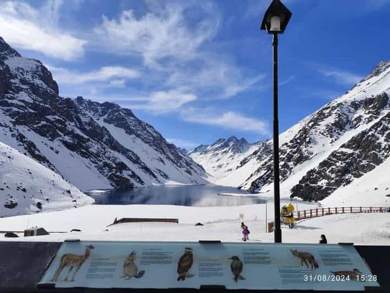 Billet Santiago : Visite de la lagune Inca avec dégustation d'un vignoble local
