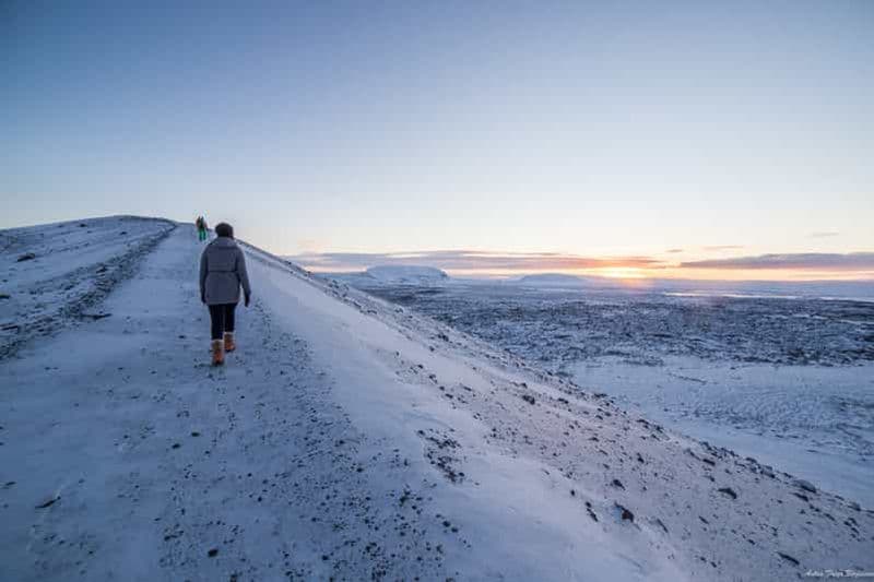 Billet Randonnée au lever du soleil sur le cratère du volcan Hverfjall