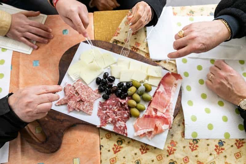 Billet Florence : visite culinaire du marché de Sant'Ambrogio avec plus de 10 plats locaux