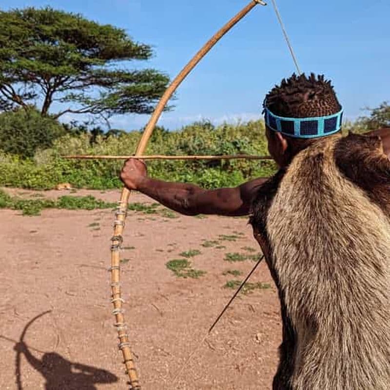 Billet Arusha/Moshi : visite du village masaï et des sources chaudes de Chemka