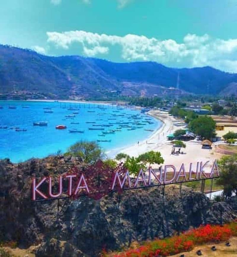 Excursion d'une journée /Tissage à la main, village traditionnel et excursion à la plage