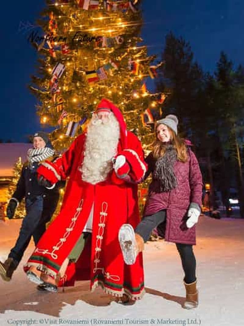 Billet Rovaniemi : rencontre avec le Père Noël, balade en traîneau tiré par des rennes et huskies