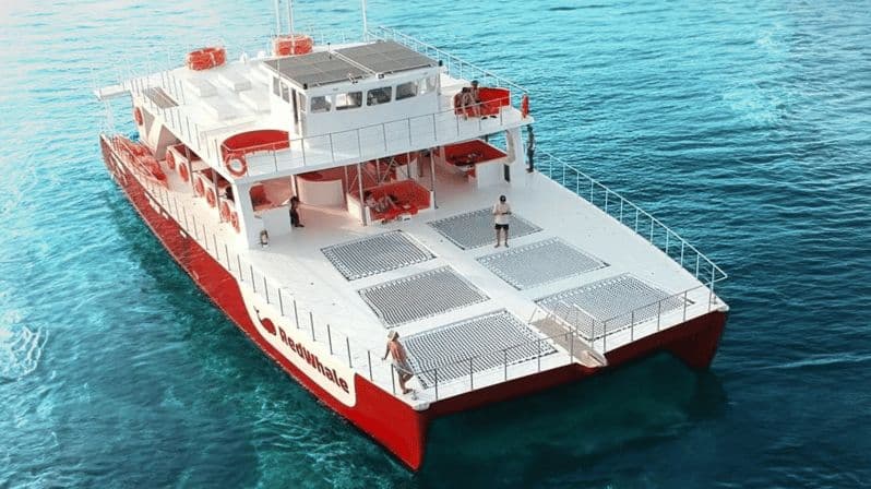 Croisière au coucher du soleil à Boracay avec le RedWhale Party Yacht