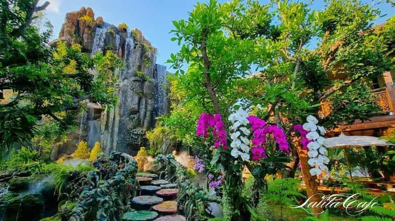 Chiang Mai : Lalita Cafe & Temples blanc, bleu et du Grand Bouddha